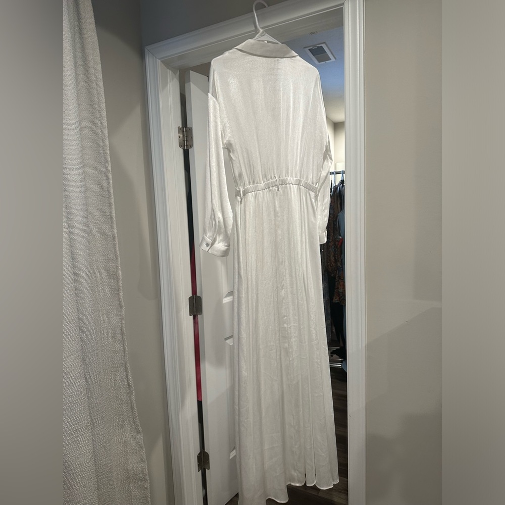 L’agence white button up dress with a tie at the waist NWT - Picture 4 of 5